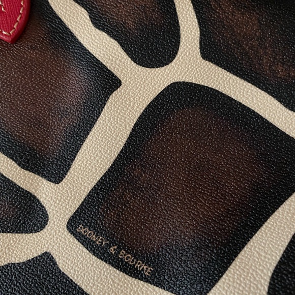 Dooney & Bourke giraffe print tote with red strap. - Picture 7 of 15